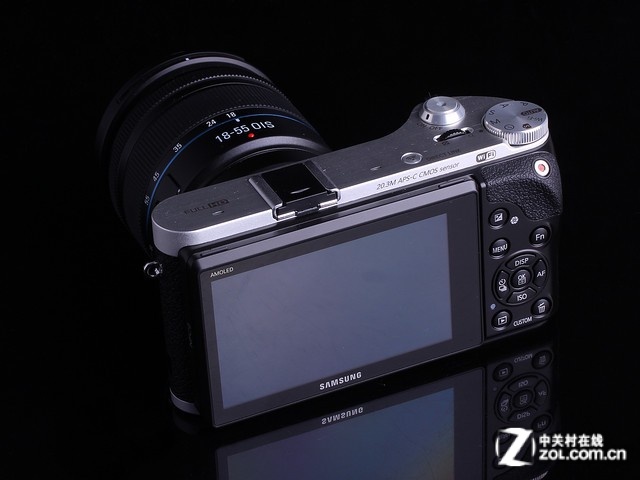 三星nx300黑色 外观图
