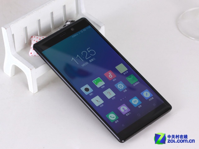 最便宜的2K屏旗舰 双4G版IUNI U3仅售2K 