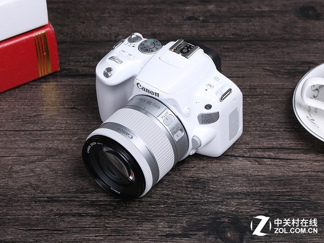 女生专用的单反 佳能EOS 200D京东促销(全文